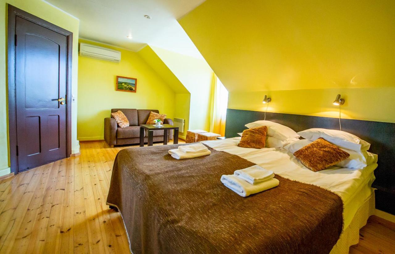 Hotel Liilia Kaina Bagian luar foto